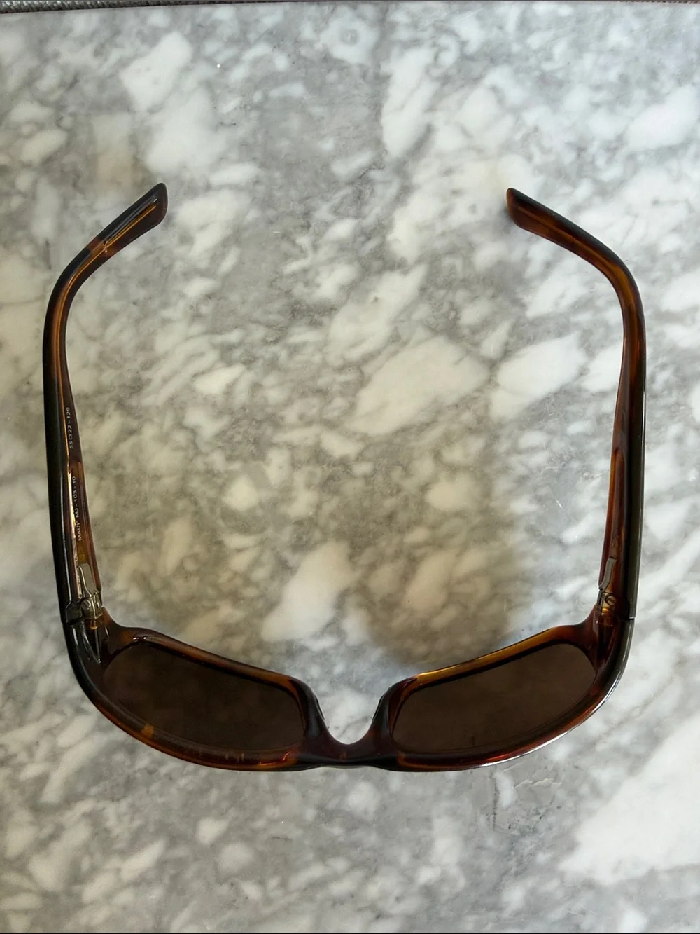 Maui Jim Stingray Sunglasses Tortoise Wrap HCL Bronze Polarized MJ 103-10 Unisex
